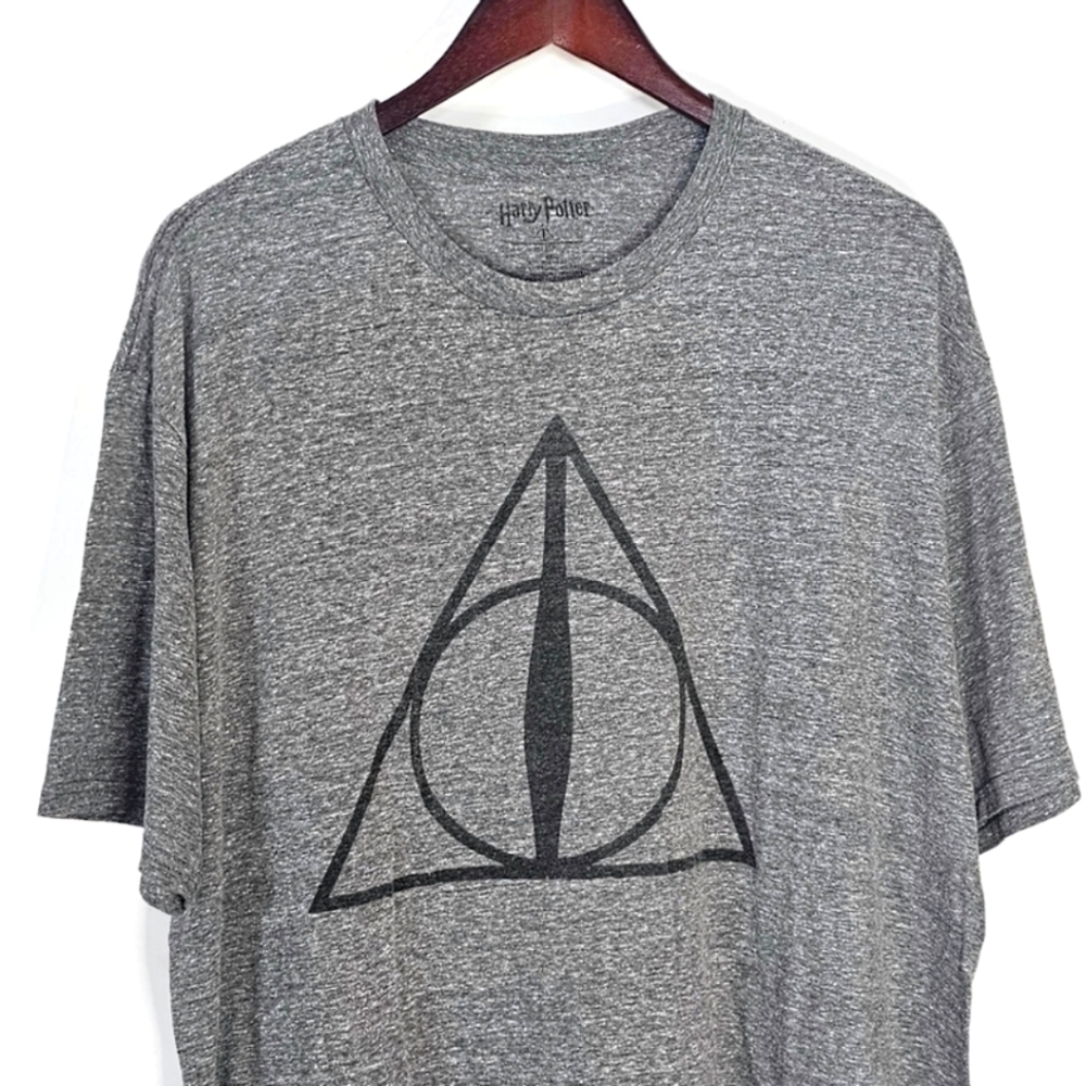 Vintage Harry Potter Men's Gray  Graphic T-Shirt with Symbol Size 2XL